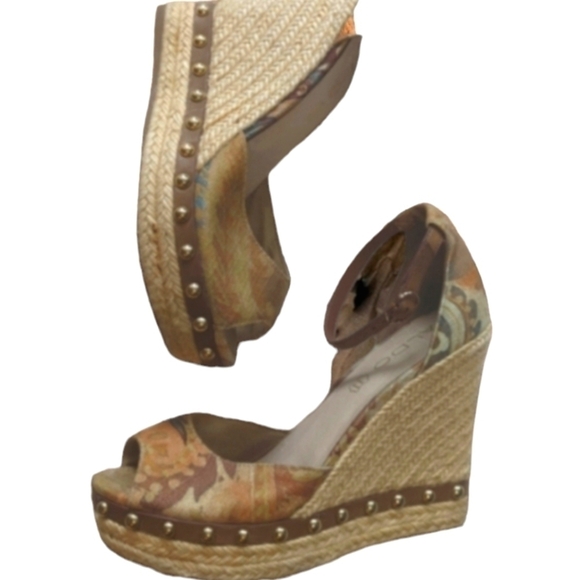 Aldo platform natural fabric print White Lotus tan wedge espadrilles Sz. 7.5 - Picture 10 of 11